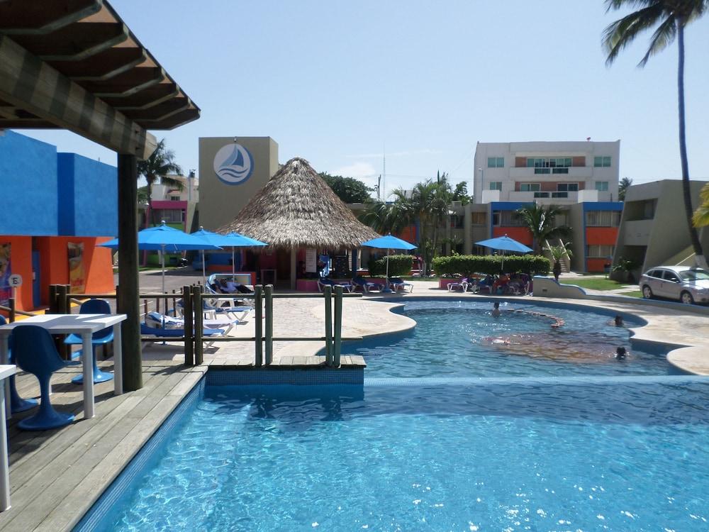 Hotel Suites Mediterraneo Boca Del Rio Веракруз Екстериор снимка