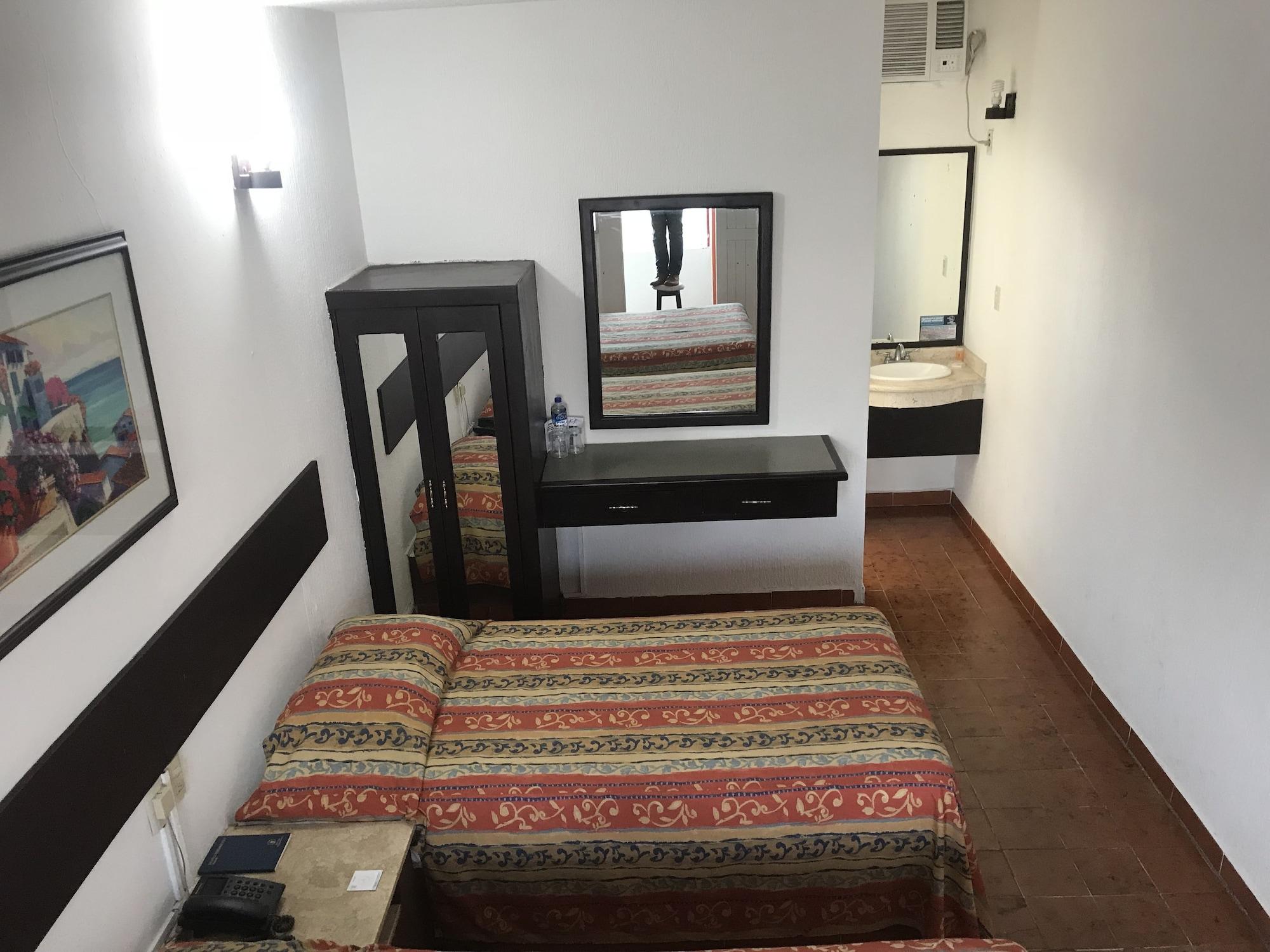 Hotel Suites Mediterraneo Boca Del Rio Веракруз Екстериор снимка