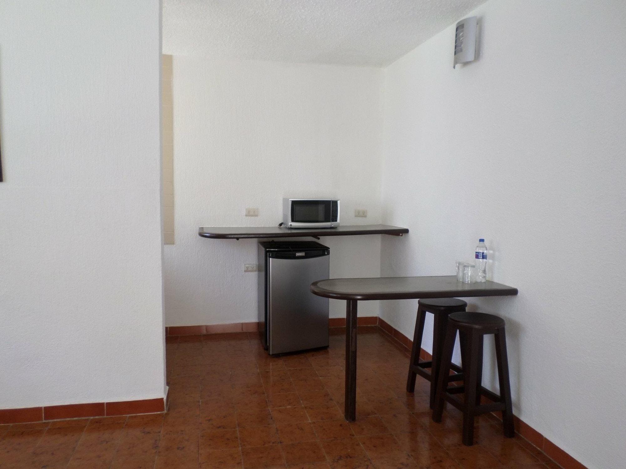 Hotel Suites Mediterraneo Boca Del Rio Веракруз Екстериор снимка