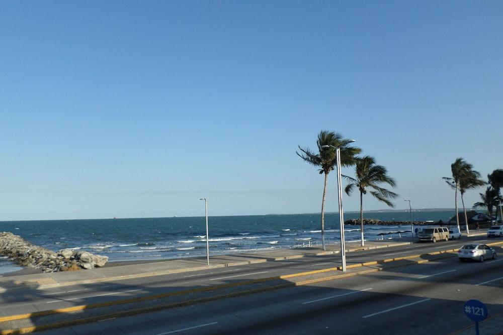 Hotel Suites Mediterraneo Boca Del Rio Веракруз Екстериор снимка
