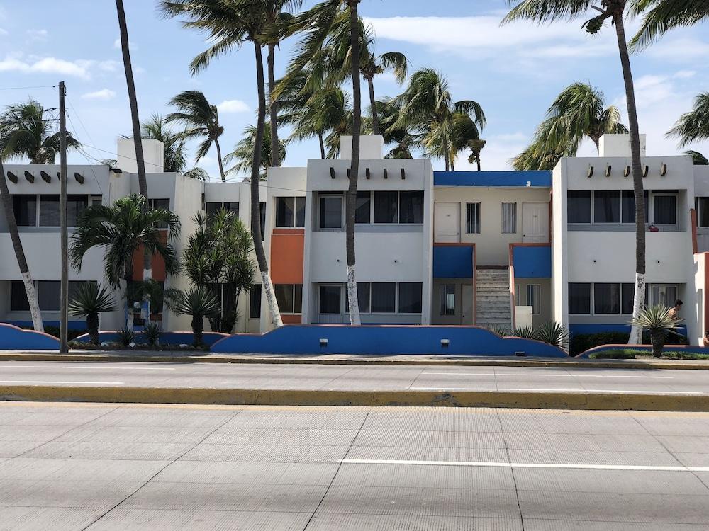 Hotel Suites Mediterraneo Boca Del Rio Веракруз Екстериор снимка