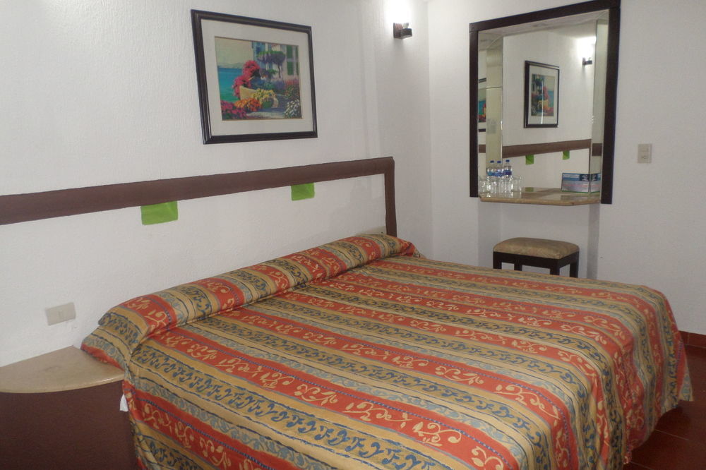Hotel Suites Mediterraneo Boca Del Rio Веракруз Екстериор снимка